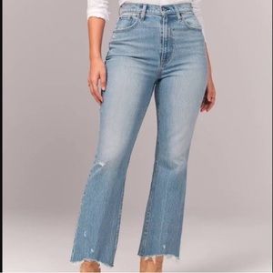 Abercrombie + Fitch Perfect condition flare- size 26/2